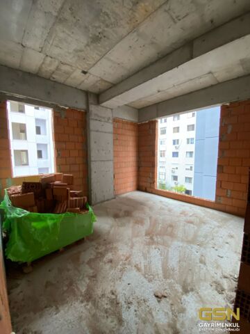 17- FENERYOLU MARMARAY İSTASYONDA DAİRELER